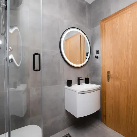 Penthouse4four - Apartments4you - Brand New 2-br - 200 Meters From The - Free Parking - Beautiful Terrace - Buralux Apartment Supetar