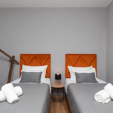 Penthouse4four - Apartments4you - Brand New 2-br - 200 Meters From The - Free Parking - Beautiful Terrace - Buralux