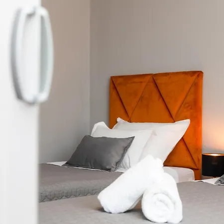 Penthouse4four - Apartments4you - Brand New 2-br - 200 Meters From The - Free Parking - Beautiful Terrace - Buralux Supetar