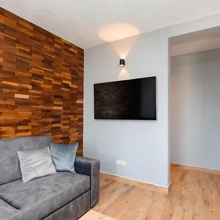 Penthouse4four - Apartments4you - Brand New 2-br - 200 Meters From The - Free Parking - Beautiful Terrace - Buralux Supetar