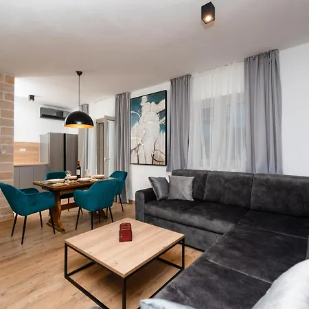 Penthouse4four - Apartments4you - Brand New 2-br - 200 Meters From The - Free Parking - Beautiful Terrace - Buralux * Supetar